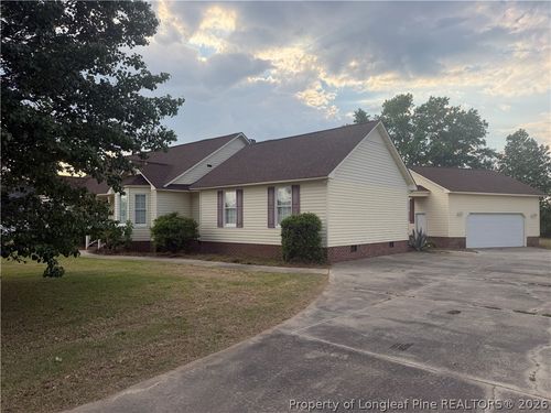 47 Hidden Cove Ln, Clinton, NC, 28328-1489 | Card Image