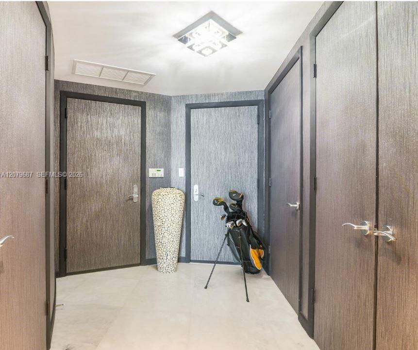 Residential Lease in Sunny Isles Beach 4