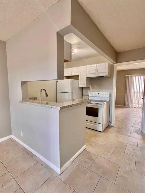 apt-a202-1500 N Congress Ave, West Palm Beach, FL, 33401-1740 | Card Image