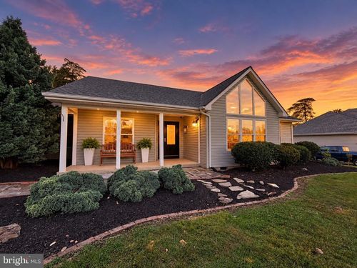 398 Peace Pipe Ln, HEDGESVILLE, WV, 25427-6287 | Card Image