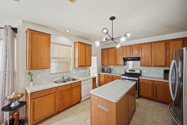 13823 Eldridge Garden Cir, House other with 4 bedrooms, 3 bathrooms and 2 parking in Houston TX | Image 16