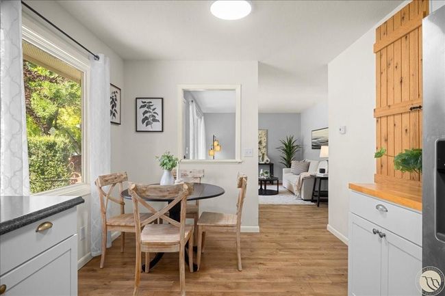 Dining Area | Image 9