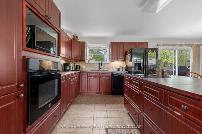 2329 Harlem Rd, House other with 2 bedrooms, 2 bathrooms and 8 parking in Portland ON | Image 13