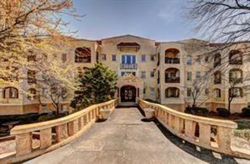 106-2855 Peachtree Rd Ne, Atlanta, GA, 30305-3160 | Card Image