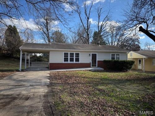 1812 N Main St, Cape Girardeau, MO, 63701-3326 | Card Image