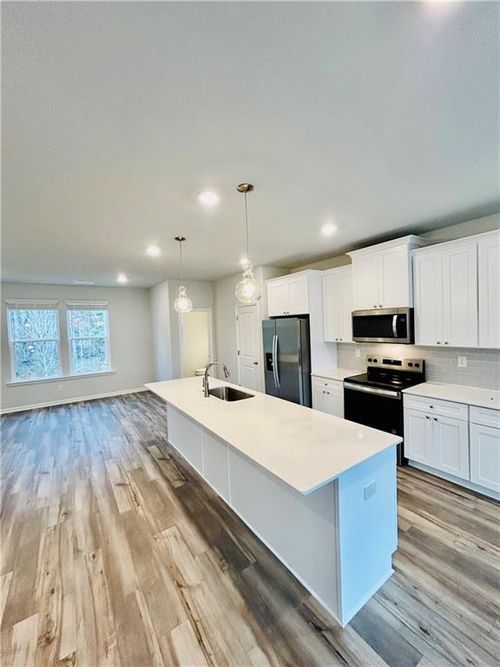 153 Warner St, Forest Park, GA, 30297 | Card Image