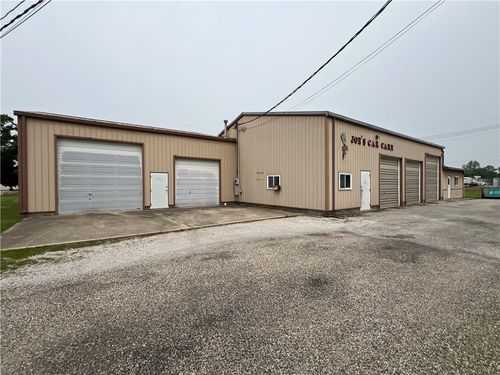 202 6th St, Altamont, IL, 62411 | Card Image