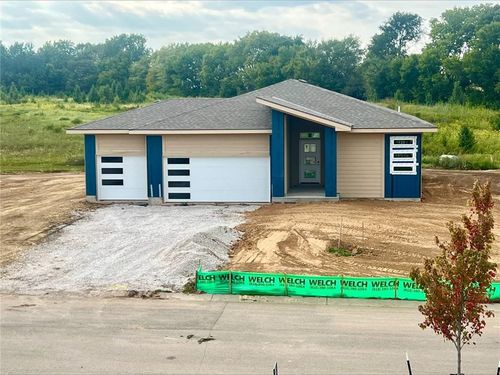 19512 Barstow St, Spring Hill, KS, 66083 | Card Image