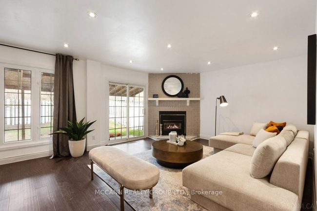 81 Stirling Cres, House other with 5 bedrooms, 4 bathrooms and 4 parking in Markham ON | Image 12