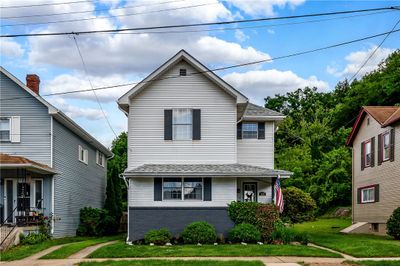 239 Elizabeth Ave, House other with 3 bedrooms, 1 bathrooms and null parking in Evans City Boro PA | Image 1