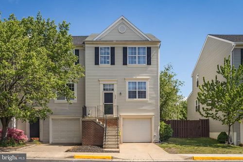 534 Kalmia Sq Ne, LEESBURG, VA, 20176-4013 | Card Image