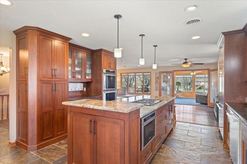 30800 Belair Dr, Lindstrom, MN, 55045-9477 | Card Image