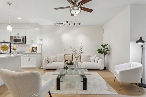 617 Rockefeller, Irvine, CA, 92612-8114 | Card Image