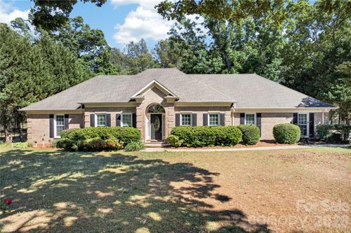 2300 Fowler Secrest Rd, Monroe, NC, 28110-6945 | Card Image