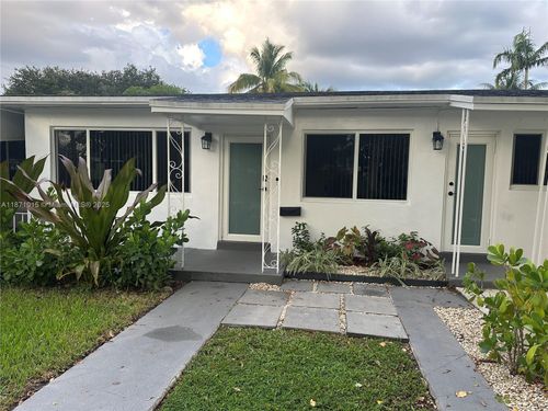 1-13035 Ne 7th Ave, North Miami, FL, 33161-7520 | Card Image