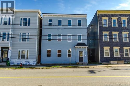 34 Adelaide St, Saint John, NB, E2K1W2 | Card Image