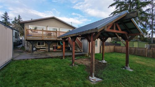 847 Admirals Rd, Esquimalt, BC, V9A2P1 | Card Image