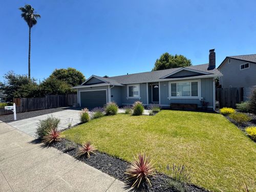 1120 Santa Clara Ln, Petaluma, CA, 94954-5352 | Card Image