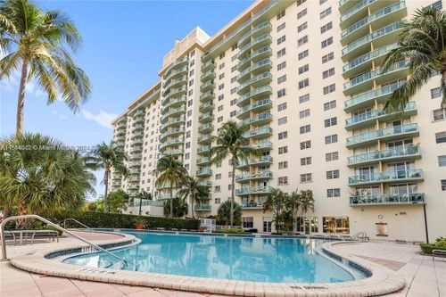 212-19390 Collins Ave, Sunny Isles Beach, FL, 33160 | Card Image