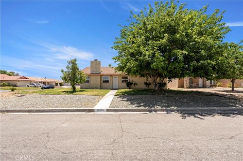 14889 Hartford Ln, Helendale, CA, 92342-7785 | Card Image