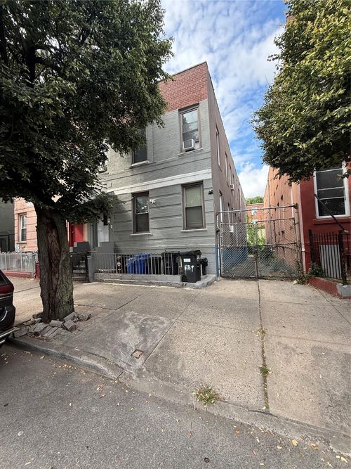 1159 Fteley Ave, Bronx, NY, 10472-4401 | Card Image