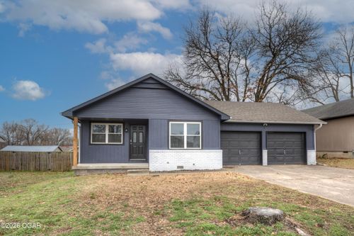 3030 W 16th St, Joplin, MO, 64801-3555 | Card Image