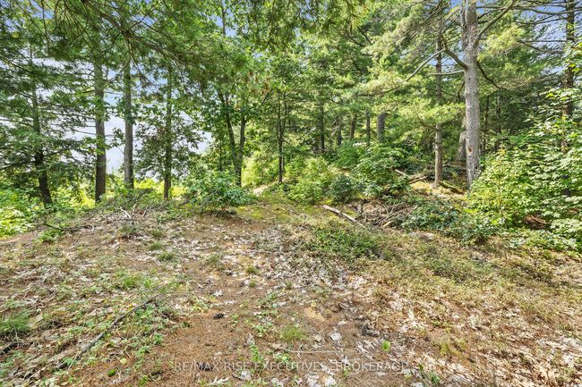1326 Ridge Lane, House other with 2 bedrooms, 1 bathrooms and 2 parking in Seeleys Bay ON | Image 28