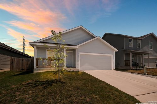 6239 Chastetree, Bulverde, TX, 78163-2667 | Card Image
