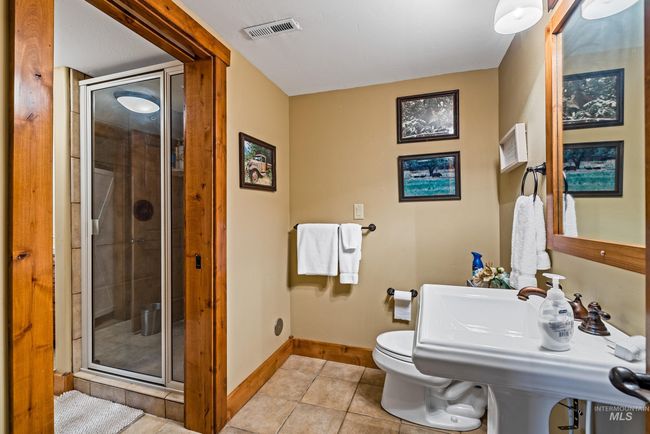 22 Francois Ct, House other with 4 bedrooms, 4 bathrooms and 2 parking in Donnelly ID | Image 40