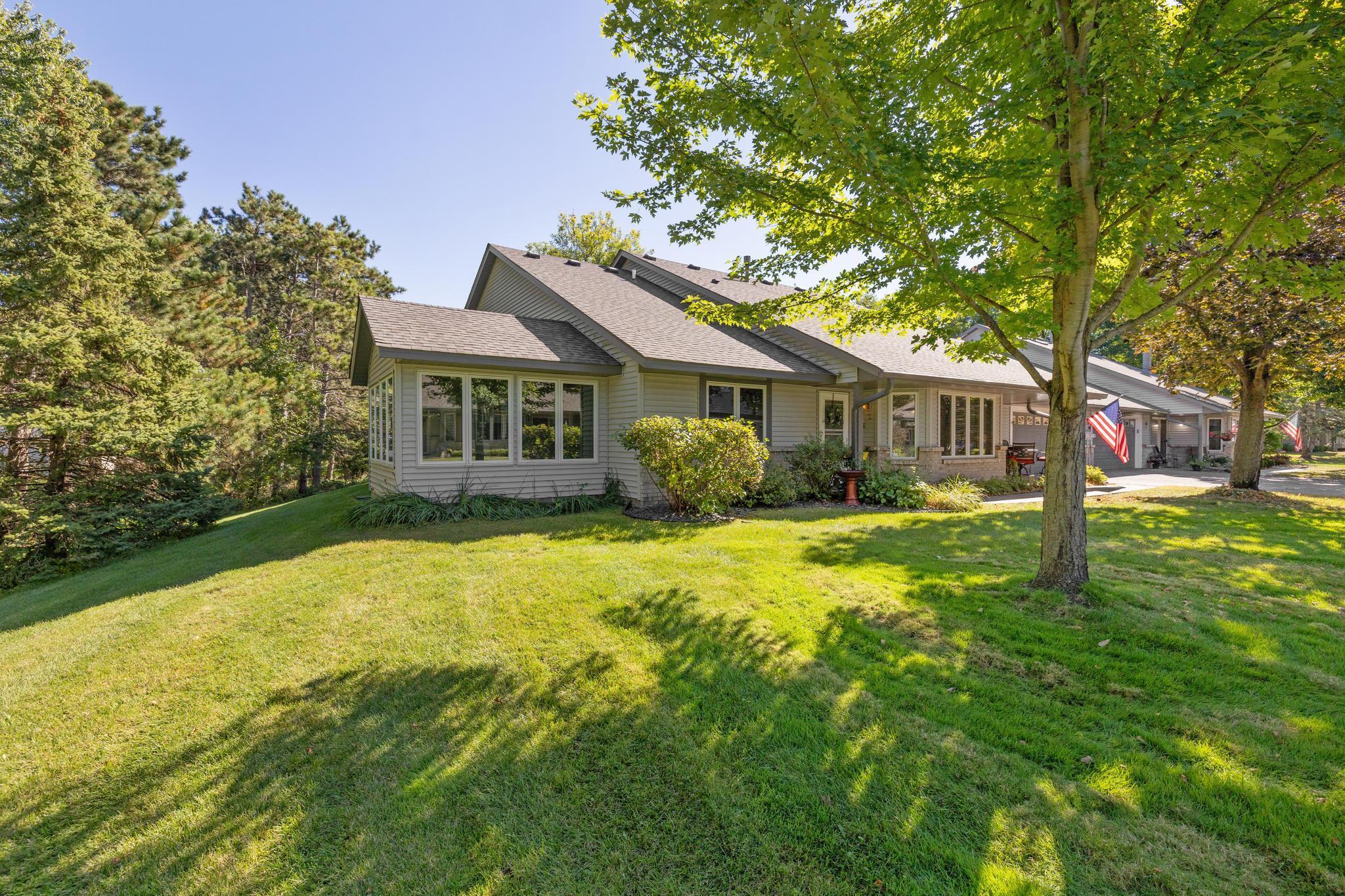 Sumac Cir, Saint Paul, MN 55110