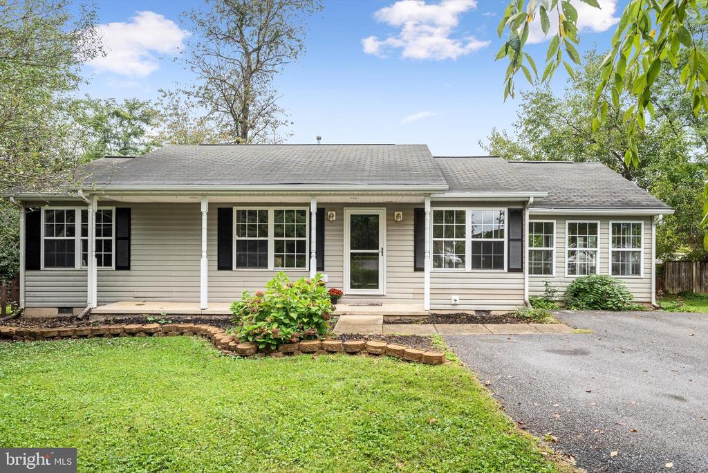 Studebaker Ct, Martinsburg, WV 25401