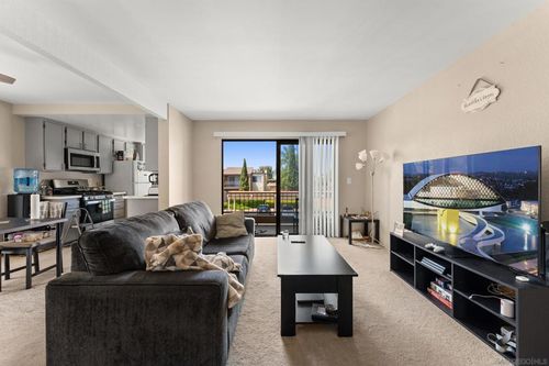 28-11174 Kelowna Rd, San Diego, CA, 92126-4693 | Card Image