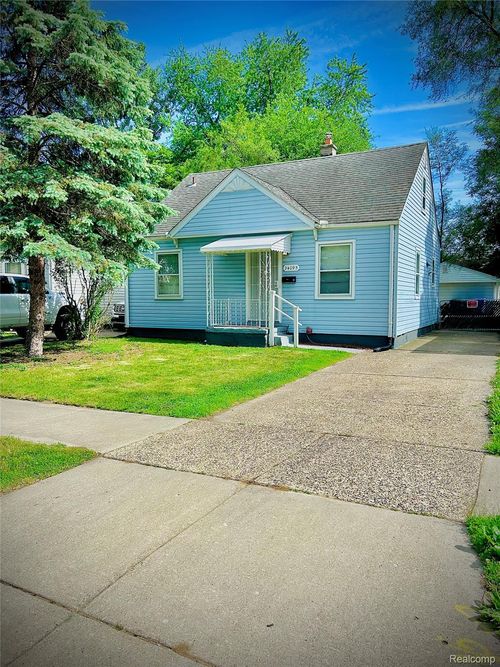 24095 Stanford St, Dearborn Heights, MI, 48125-1909 | Card Image