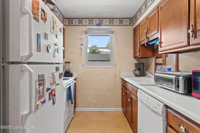 710 Victoria Ct, House other with 2 bedrooms, 1 bathrooms and null parking in New Albany IN | Image 7