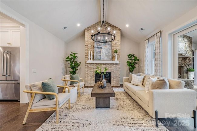 Open Living Room | Image 9