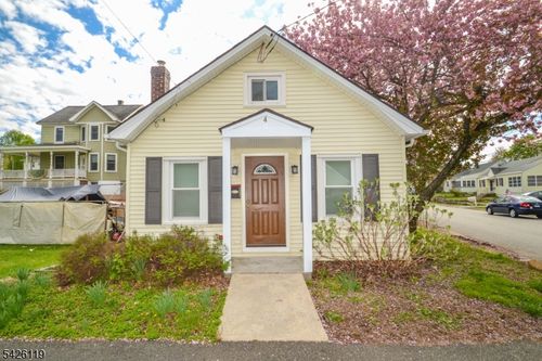 4 W Lincoln Ave, Rockaway Boro, NJ, 07866-3903 | Card Image