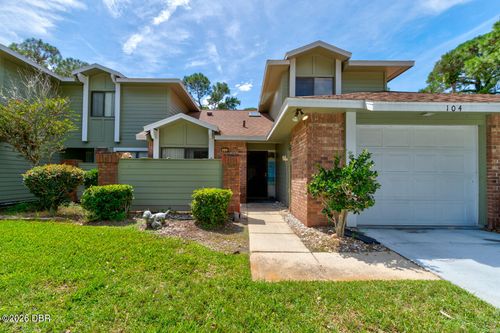 104 Laughing Gull Ct, DAYTONA BEACH, FL, 32119-8779 | Card Image
