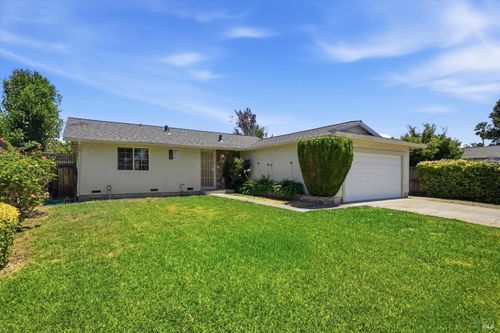 4438 Springwood Drive, Napa, CA, 94558 | Card Image
