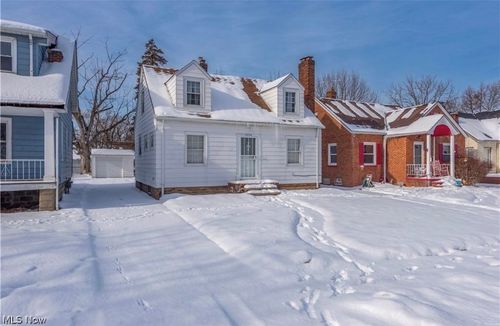 5246 Philip Ave, Maple Heights, OH, 44137-1448 | Card Image