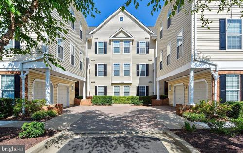 3-302-12708 Found Stone Rd, GERMANTOWN, MD, 20876-6909 | Card Image