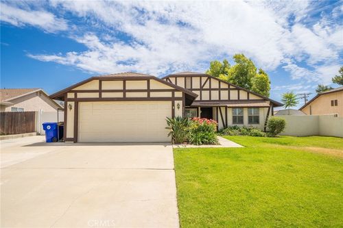 33717 Noreen Ln, Yucaipa, CA, 92399 | Card Image