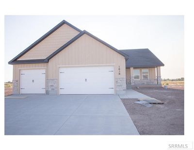 1838 Bellagio Drive, House other with 6 bedrooms, 3 bathrooms and 3 parking in Ammon ID | Image 3