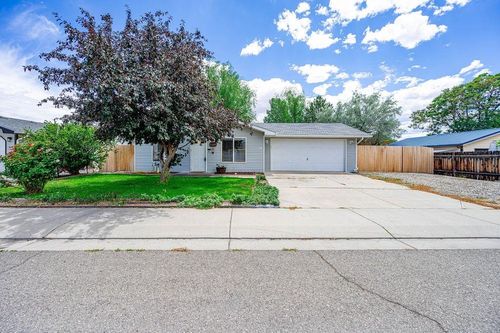 3243 D 3/4 Rd, Clifton, CO, 81520-8868 | Card Image