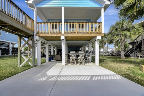 22205 Frio Dr, Galveston, TX, 77554 | Card Image