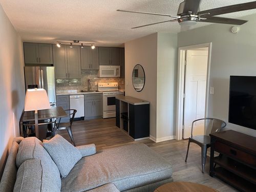 apt-240-403 Hayden Rd, Tallahassee, FL, 32304-4252 | Card Image