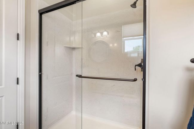 Ensuite Guest Bath | Image 23