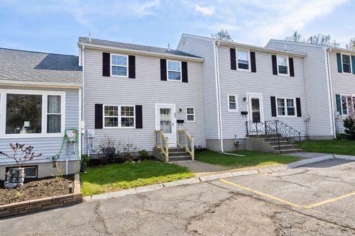 22-22 Warebrook Vlg, Ware, MA, 01082 | Card Image