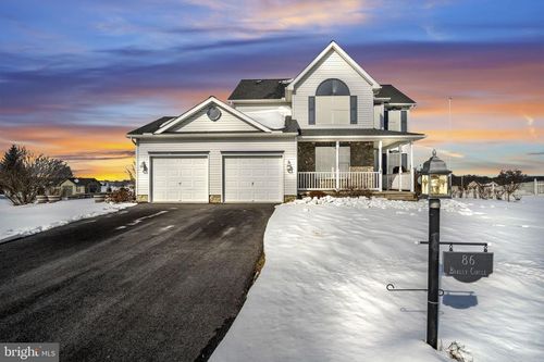 86 Barley Cir, HANOVER, PA, 17331-9145 | Card Image