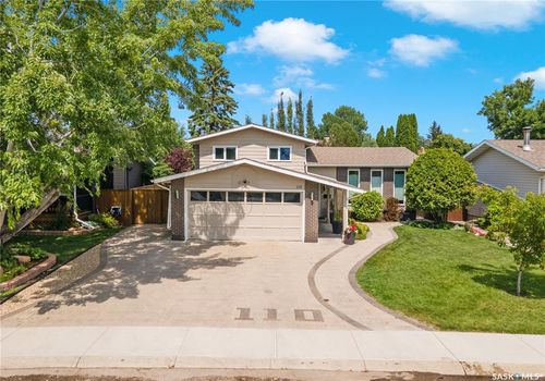 110 Roborecki Cres, Saskatoon, SK, S7K5K9 | Card Image