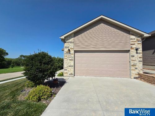 601 Cedar Street, Hickman, NE, 68372 | Card Image